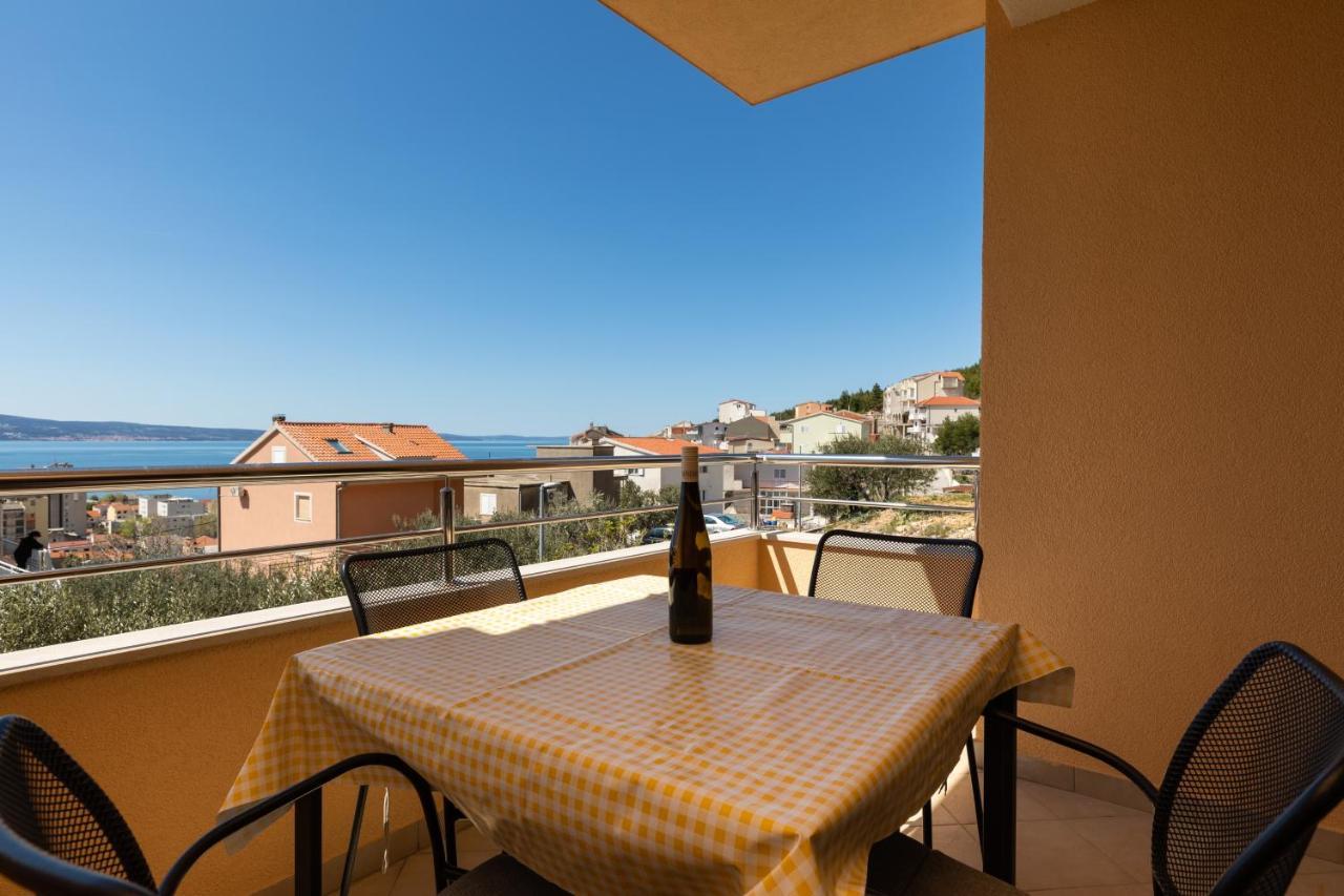Apartments With A Parking Space Dugi Rat, Omis - 19516 Экстерьер фото